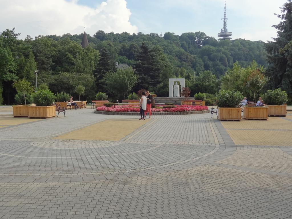 Dia Apartman Miskolc Esterno foto