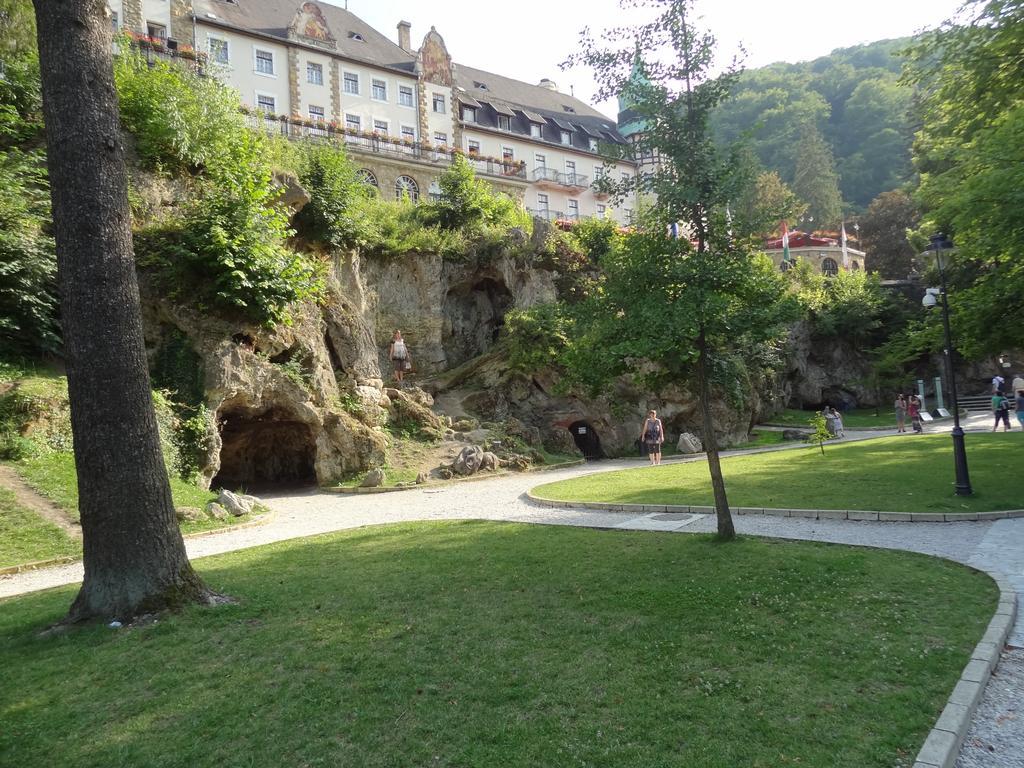 Dia Apartman Miskolc Esterno foto